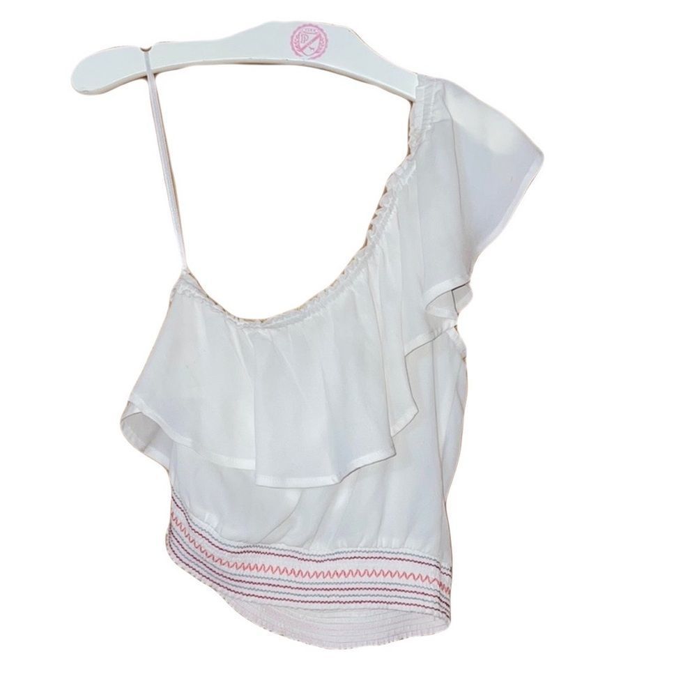 •CANDIE’S•cream colored one shoulder blouse size XS Has aztec elastic waist hem.
